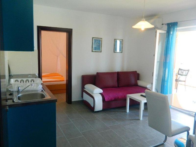 Hacienda Valmare Apartment Brela Exterior photo